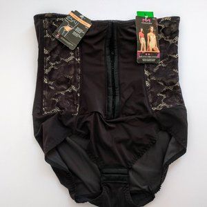 Maidenform Laced Waist Cinching Brief